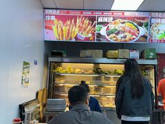 -二钢串叔麻辣烫(华龙大厦店)