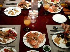 -荣誉国际酒店-云顶旋转餐厅