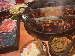 -周小明火锅(黑金冠社区店)