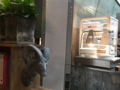 -HIGH FIVE哈福手工汉堡(桂林路店)