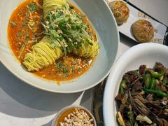 -巴扎屋大盘鸡·新疆菜(汇嘉时代店)