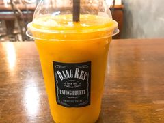 -Dang restaurant (patong phuket)