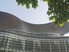 -上海跨国采购会展中心