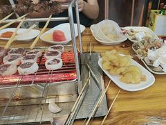 -哈尔滨小酒馆·鲜肉现穿自助烧烤(康新花园店)