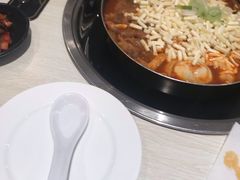 -三清洞摩西韩式年糕火锅(威高广场店)
