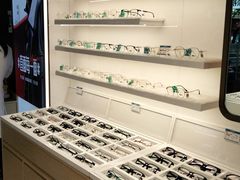 -荣视医眼镜(老车站店)