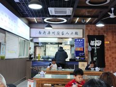 -陇上全荟兰州传统牛肉面(延吉路店)