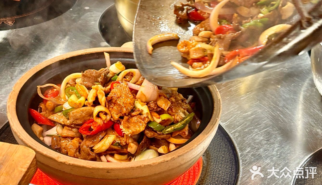 终于来吃猪杂粥和栋企鸡噜，鲜哭了