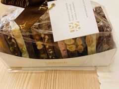 -Laderach 莱德拉(上海环贸iapm店)