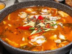 -山城外·非遗酸菜鱼(财富中心店)