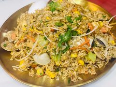 -覃记海鲜美食餐厅