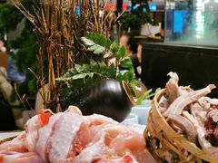 -洪氏嗨捞·猪肚鸡火锅(阳光天地店)