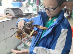 -外伶仃岛海鲜市场