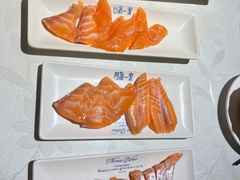 -四海一家自助餐(益田假日广场店)