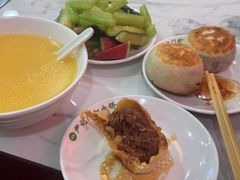 -尹记门钉肉饼(丰台站店)
