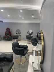 点击看大图 -八佰伴8008星级形象店