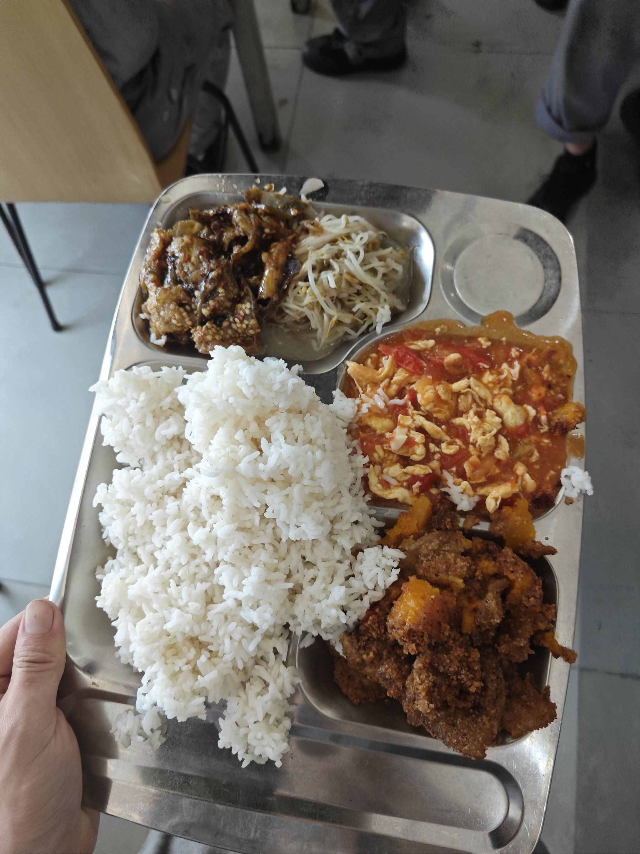 工厂午餐小瞬间