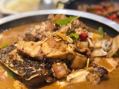 胖头滑鱼火锅-黄泥岗·地道湖北菜(奥特莱斯店)