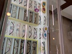 -明月眼镜(三坝店)