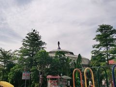 -灵玲国际马戏城