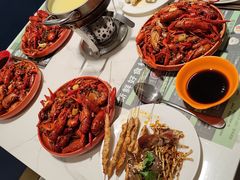 -金马门国际美食百汇(珞喻路店)