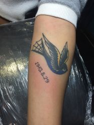 -刺客纹画纹身·洗纹身·穿孔饰品