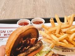-The Habit Burger Grill 哈比特汉堡(爱琴海店)
