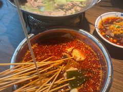 -肖四女乐山跷脚牛肉(南汇大学城生活广场店)