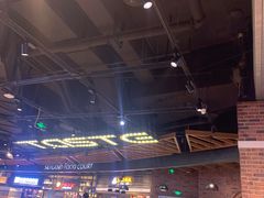 大堂-食通天美食广场(华润万象城店)