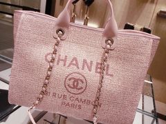 -CHANEL(恒隆广场店)