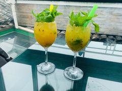 菠萝汁橙汁百香果薄荷叶-EATALIA意塔利意式餐厅(鼓楼店)