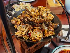 -东来菜馆•手抓海鲜家常菜•海鲜锅贴(鸽子窝店)