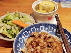 -红猪卤肉饭(大西洋美食城店)