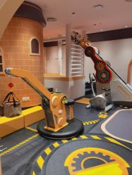 -奈尔宝家庭中心·亲子餐厅(北京东坝万达店)