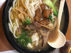 -鑫花溪牛肉米粉(凤凰街创始总店)