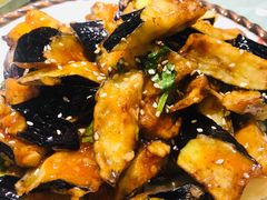 风味茄子-华盛园卷子王农家菜水库鱼
