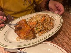 -玛格萝妮比萨屋(陆家浜路店)