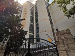 -上海上外静安外国语小学