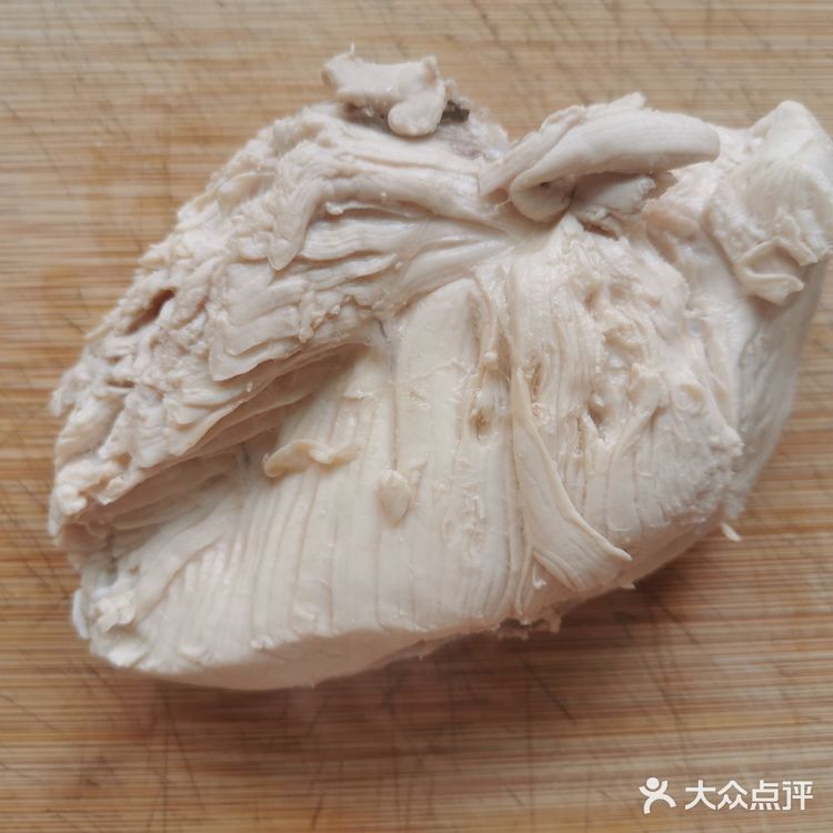 美味又减脂的秋葵鸡胸肉沙拉