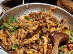 手撕扁担鸡-吃饭皇帝大(长宁龙之梦店)