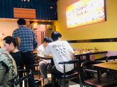 黄焖鸡米饭-汇吃汇喝美食街(上海建发浦悦荟广场店)