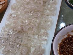 -鹤乡东北菜(崮山路店)