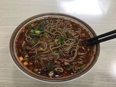 -崇州余荞面(落虹桥店)