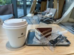 热拿铁-SnowPeak Cafe(上海环宇城Max店)