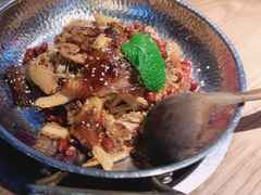 手撕扁担鸡-吃饭皇帝大土家民族菜(正大广场店)