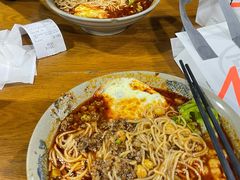 豌杂小面-丁丁猫重庆小面(徐州路店)