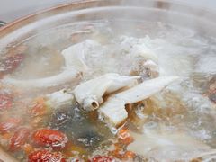 连州果园鸡-威邵鸡煲(西华路总店)