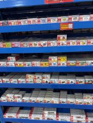 -逝水玩具折扣店