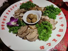 -鱼满舱·鲜活海鲜·正宗鲁菜