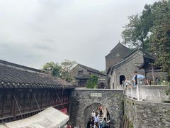 -伯先公园